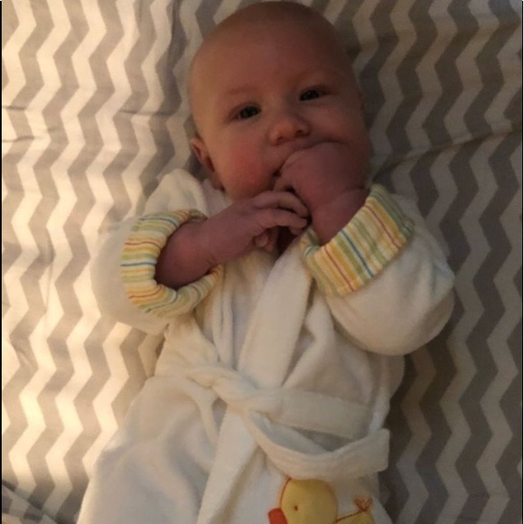 Hi I’m Erin, please make offers! - Picture 2 of 4